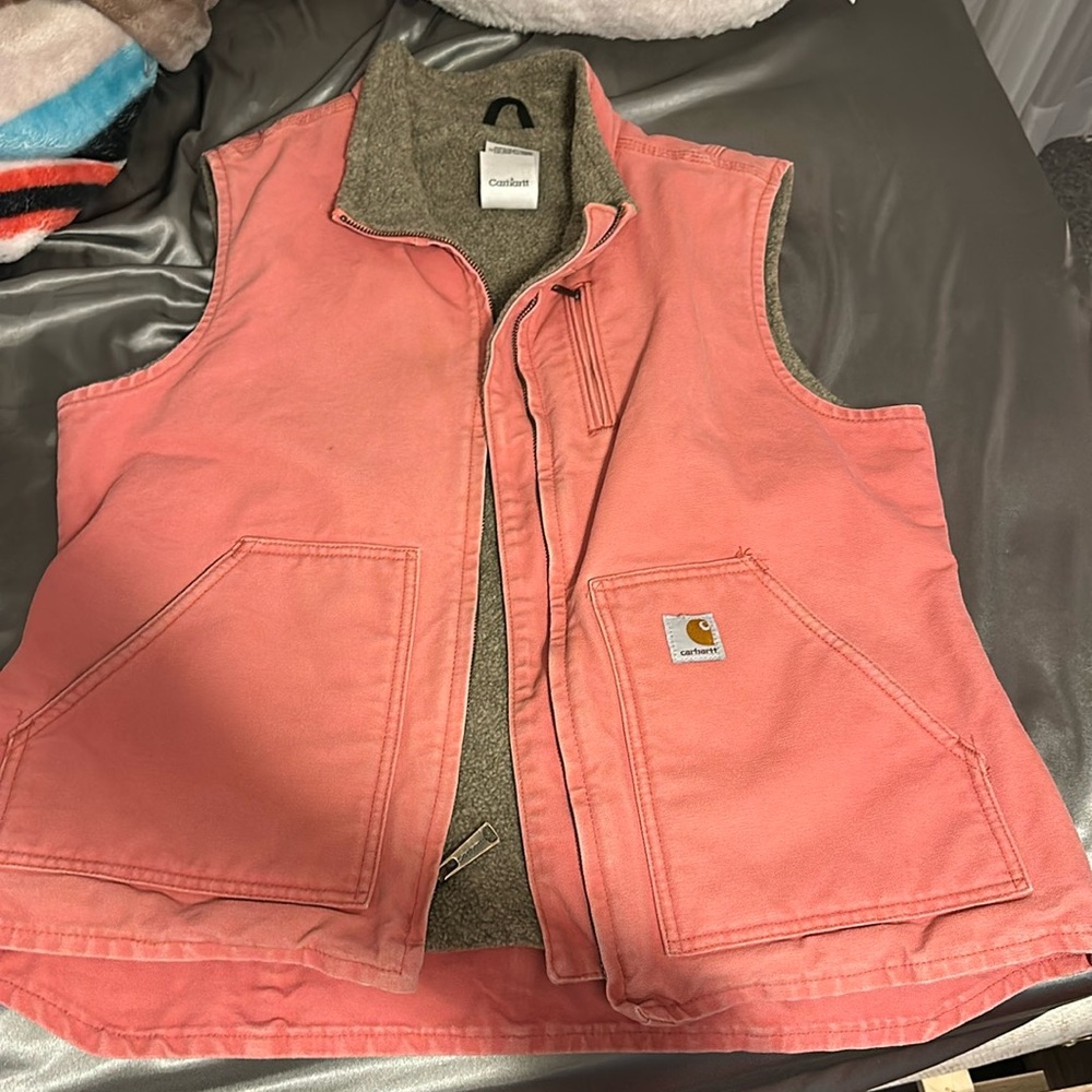 Carhartt pink vest